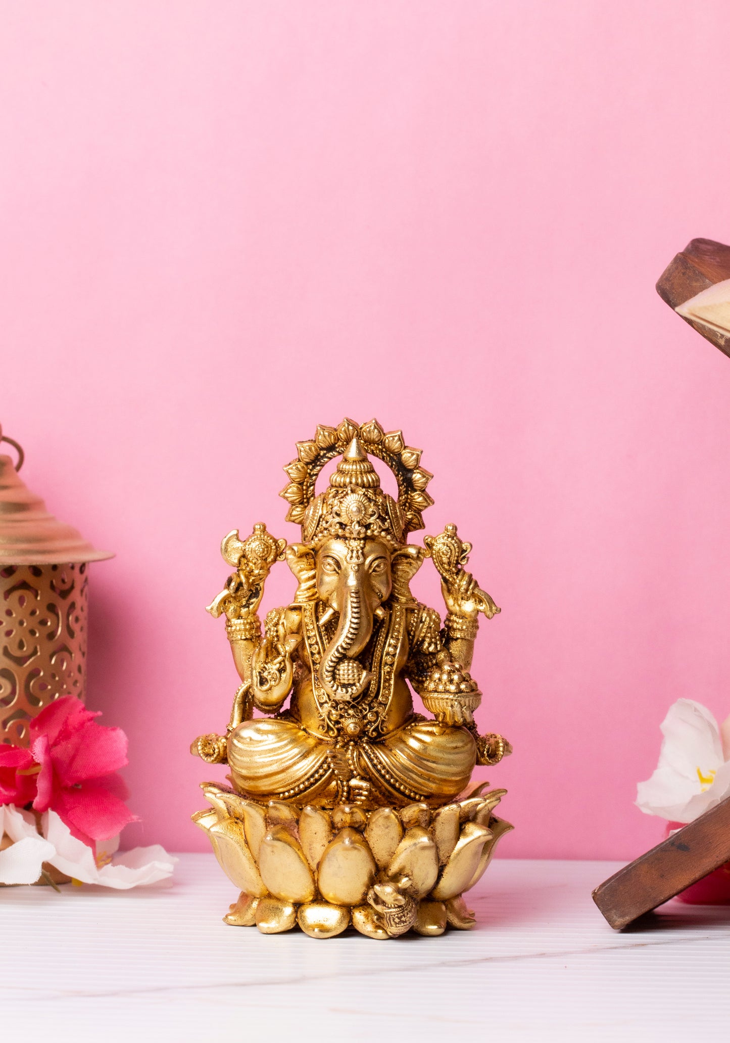 Shri Ganpatti Bappa Brass Murti large