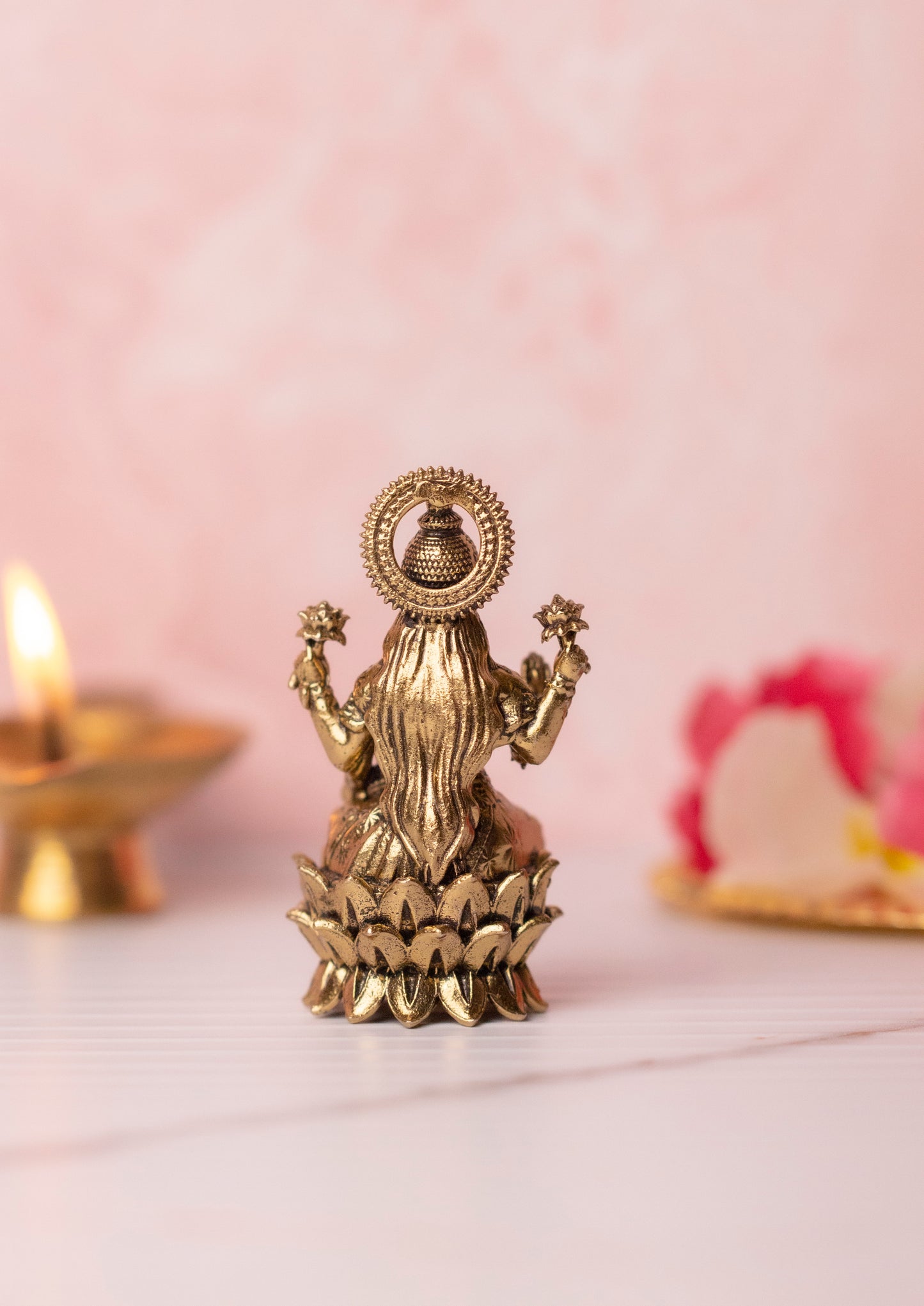 Shri Ashta Lakshmi Idol Brass Murti With Gift Box