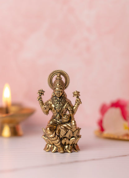 Shri Ashta Lakshmi Idol Brass Murti With Gift Box